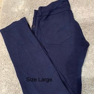 Navy blue women’s jeggings